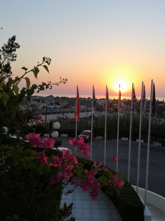 Iris Hotel Afantou Exteriér fotografie