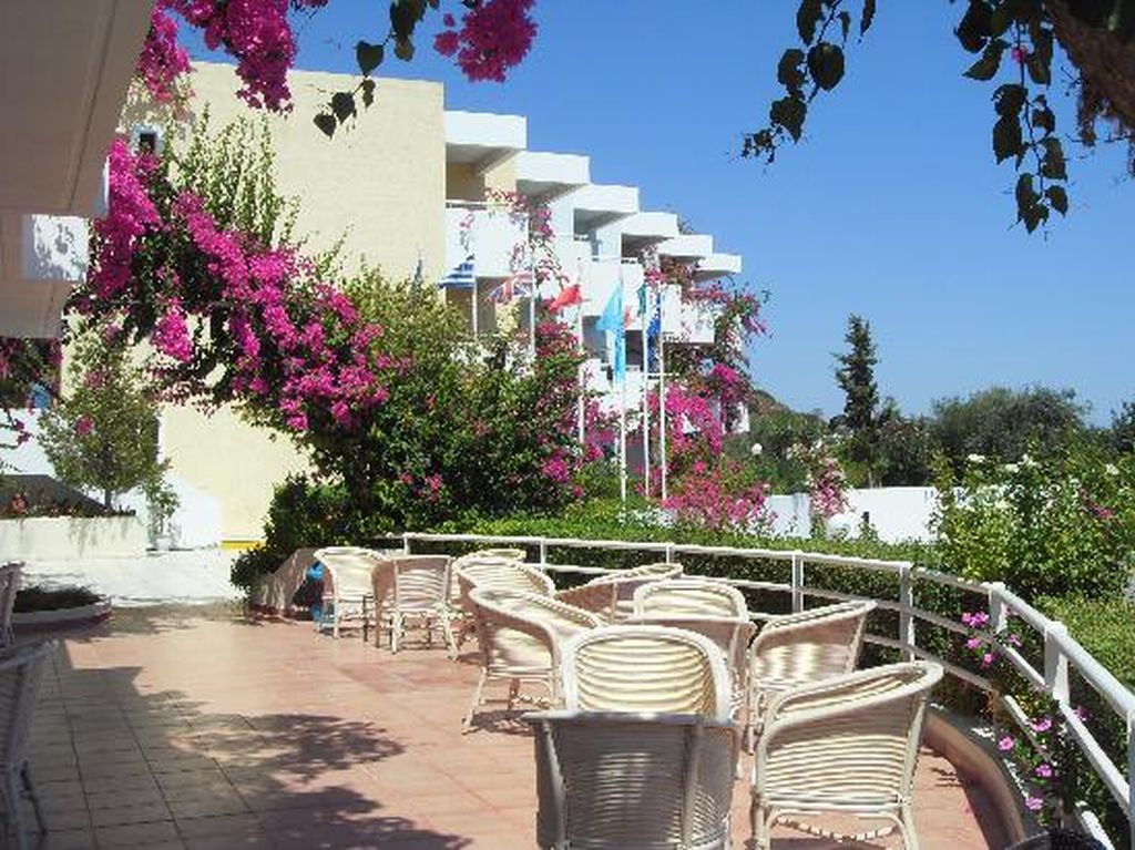 Iris Hotel Afantou Exteriér fotografie