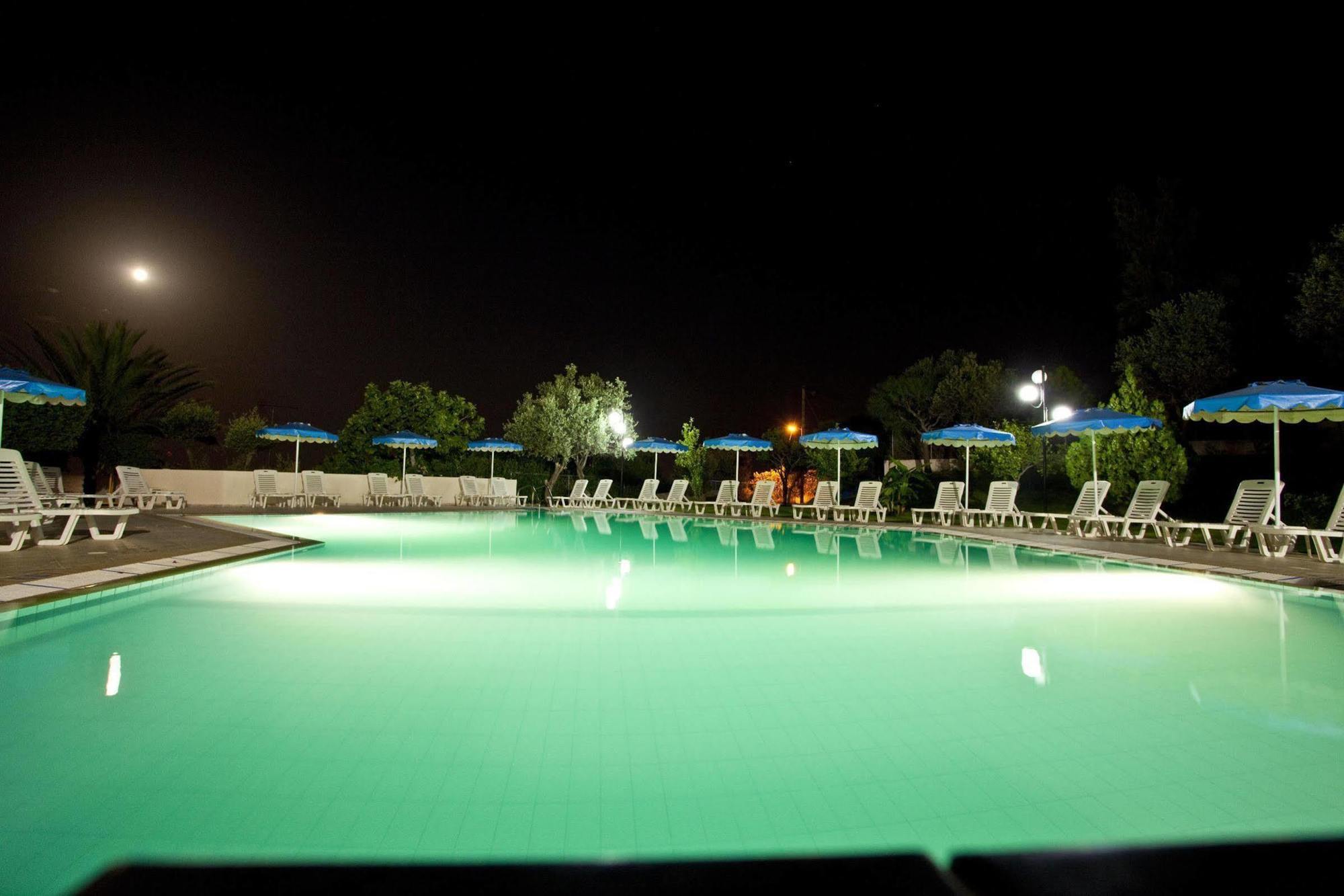 Iris Hotel Afantou Exteriér fotografie